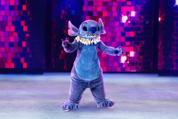 Reports of an Alien Crash-Landing at a Performance in St. Paul!